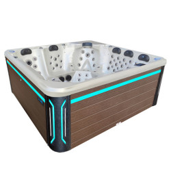 Spa ogrodowe 6 miejscowe - 133 dysze  220x220x90cm